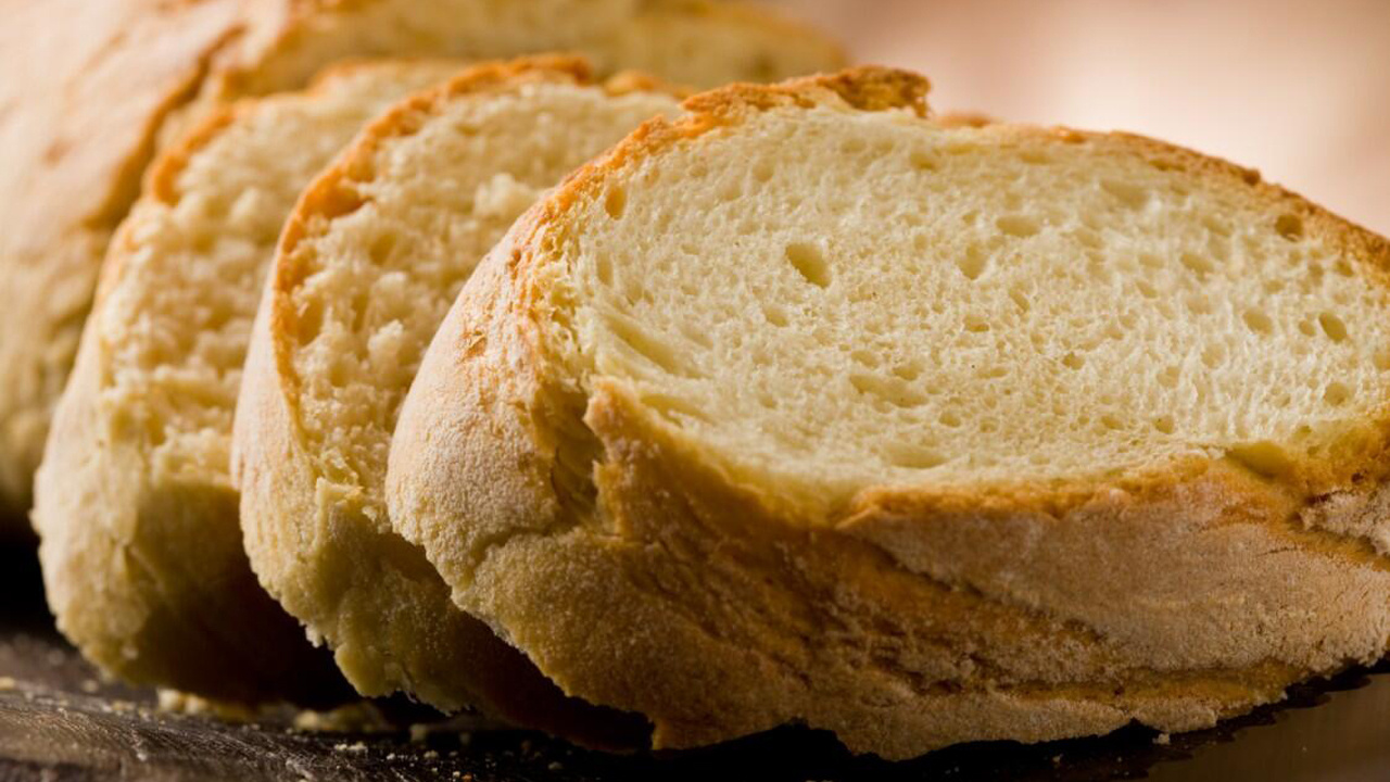 Bu küçük tariflerin tadını alınca ekmekleri bilerek bayatlatacaksınız
