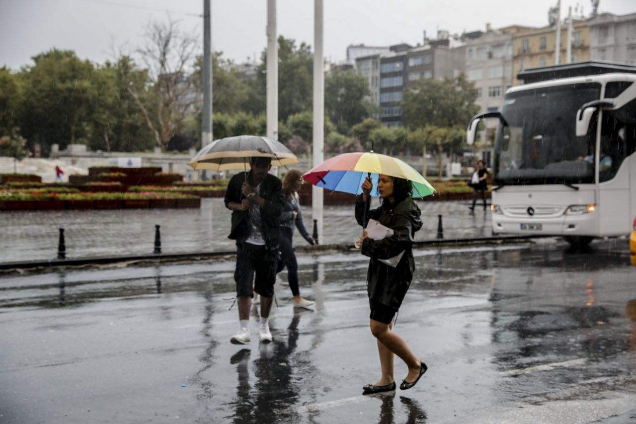 17 şehirde sarı alarm verildi! Meteoroloji uyardı bugün havaya dikkat! İstanbul, Ankara, Yozgat...