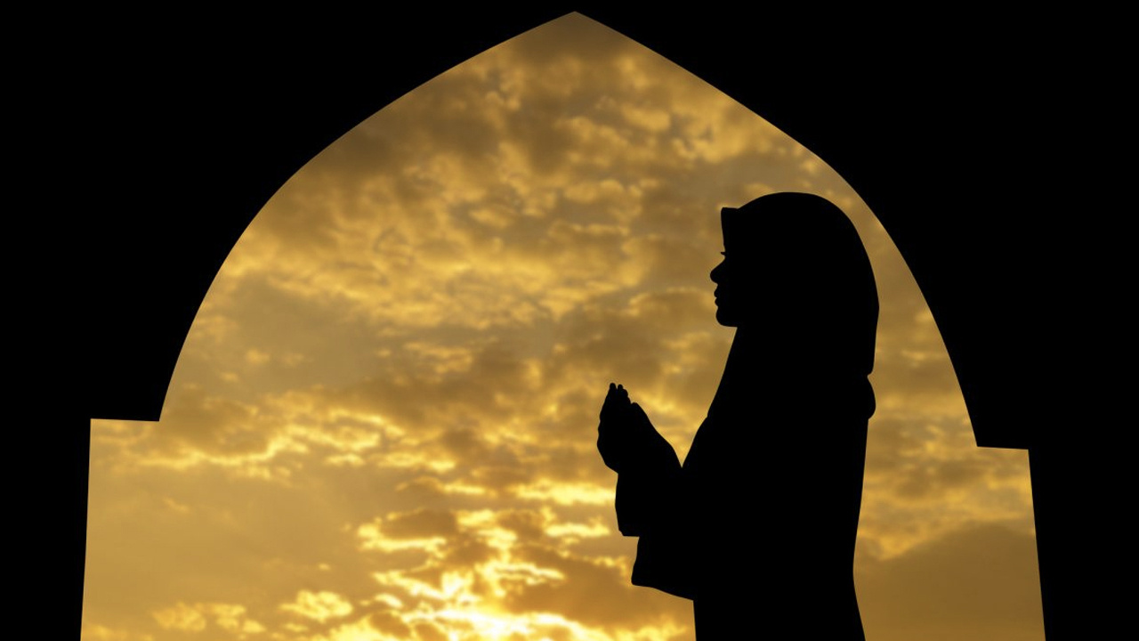 Adetli kadın kandilde neler yapabilir adetken okunacak dualar, ibadetler