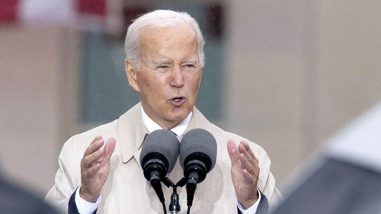 Joe Biden'dan yeni gaf kanserden ölen oğlunun 'Irak'ta hayatını kaybettiğini' söyledi