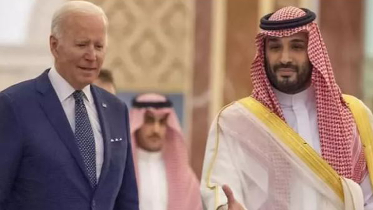 ABD'li senatör Chris Coons'tan Suudi Arabistan'a gözdağı