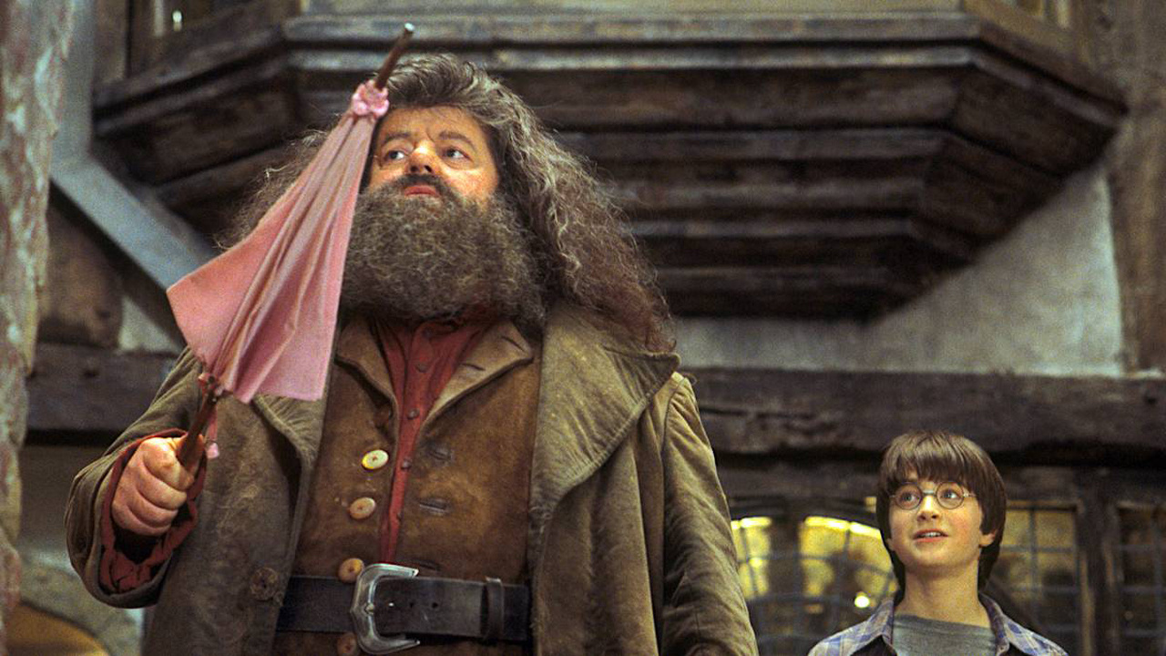 Harry Potter'daki Hagrid karakterini canlandıran usta oyuncu hayatını kaybetti