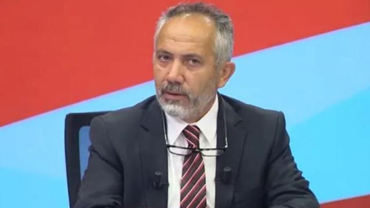 Usta gazeteci Latif Şimşek canlı yayında fenalaşınca hastaneye kaldırıldı