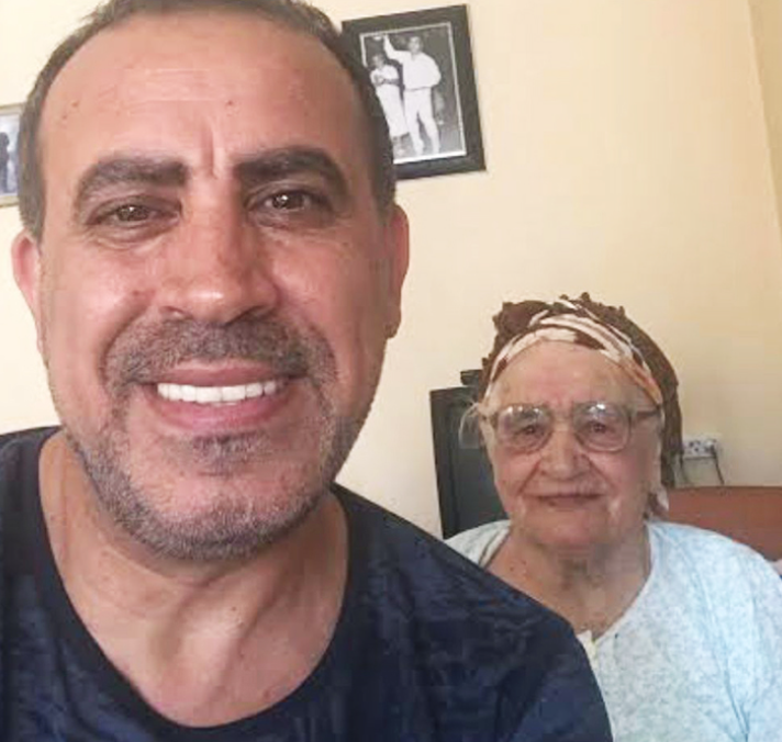 Haluk Levent annesiyle anısını paylaştı sosyal medya duygulandı...