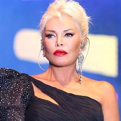 Süperstar Ajda Pekkan'a nazar değdi evinde kaza geçirdi acil ameliyata alındı