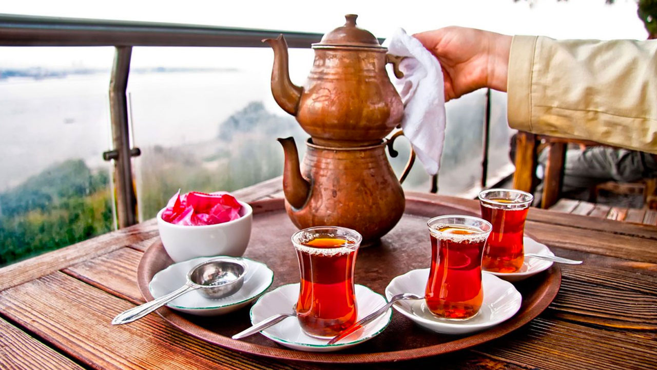 Dünyada en çok çay içen ülkeler listesi Türkiye kaçıncı? Dünyada en çok çay üreten ülkeler ise...