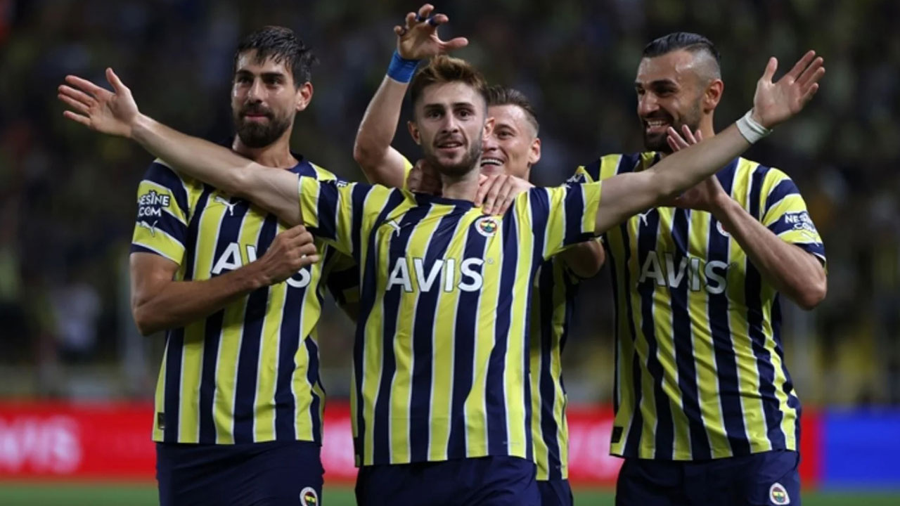 Fenerbahçe yıldız futbolcusu için kesenin ağzını açtı! Maaşı tam 16 katına çıkacak