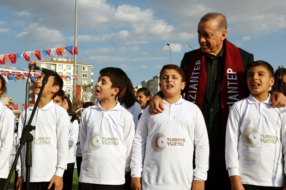 Cumhurbaşkanı Erdoğan Gaziray'ı kullandı! Açılış törenine böyle gitti