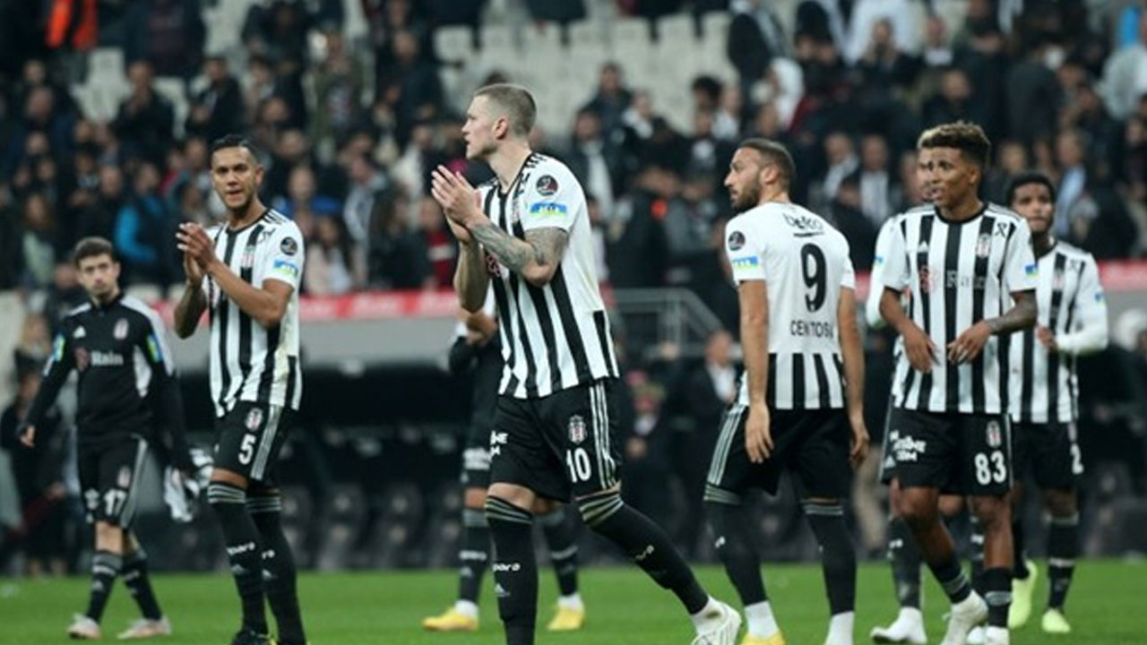 Beşiktaş'ta şoke eden sakatlık! Derbi kadrosundan çıkarıldı