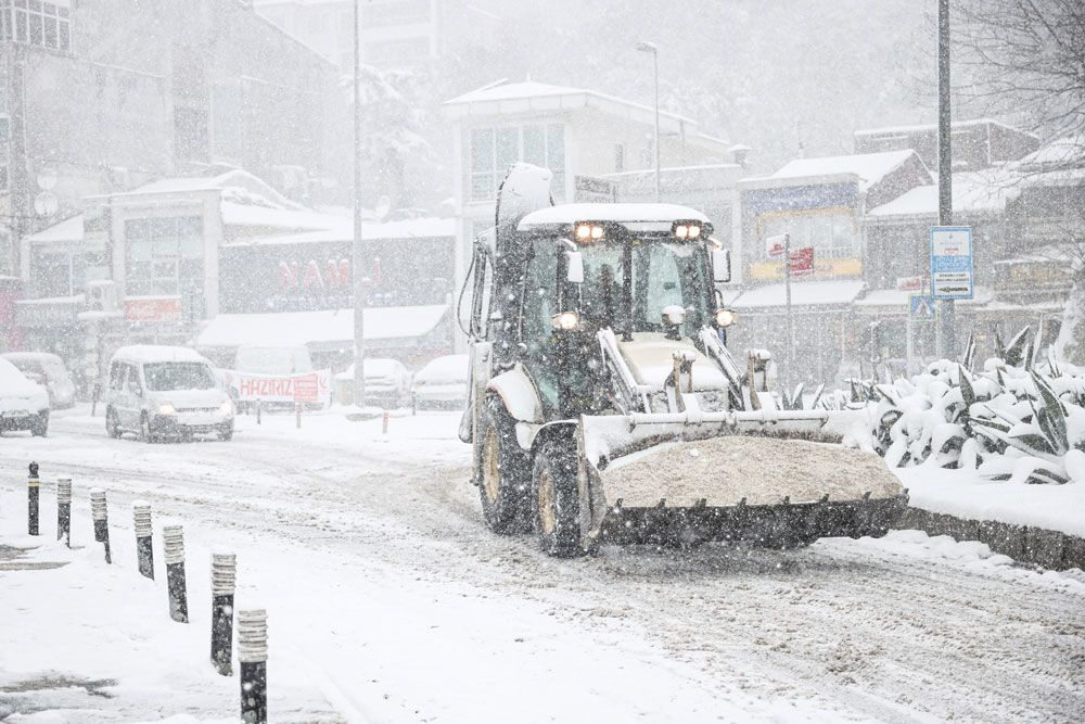 İstanbul'a yoğun kar geliyor! Çok fena olacak uzmanı tarihi söyledi buz gibi havaya hazır olun