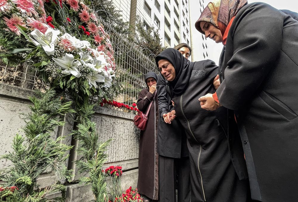 Başak Cengiz katledildiği yerde anıldı!Acılı anne: Yavruma doyamadım....