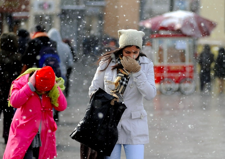 Ve kar Sibirya'dan girdi geliyor! Meteoroloji saat verdi aman dedi uyardı!
