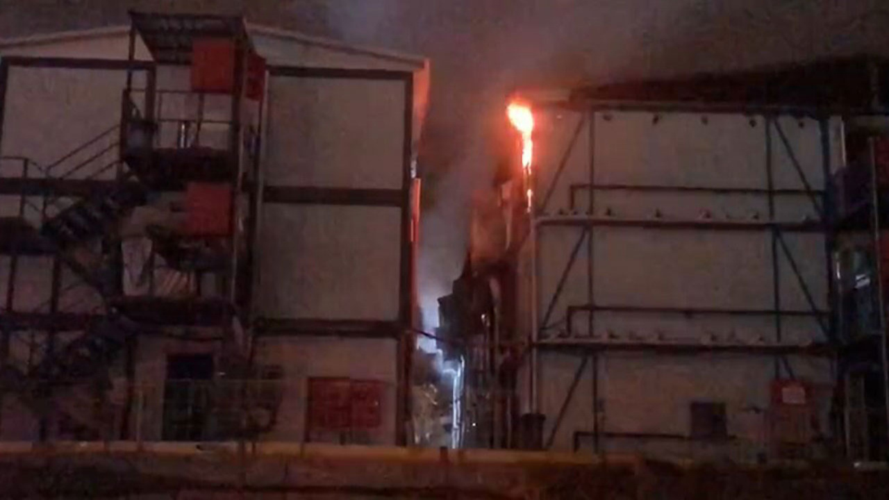 İstanbul'da inşaat şantiyesinde çıkan yangında bir işçi öldü