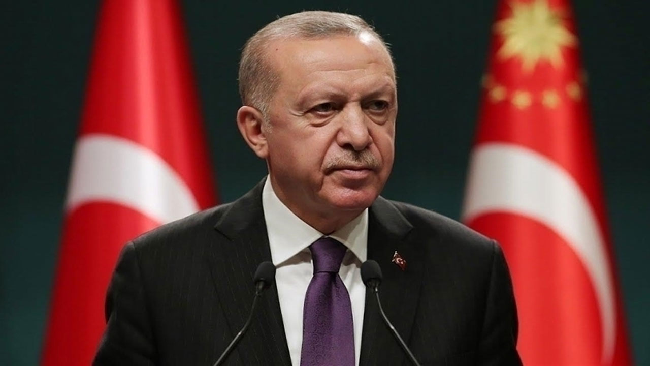 Cumhurbaşkanı Erdoğan'dan Brezilyalı futbolcu Pele için taziye mesajı