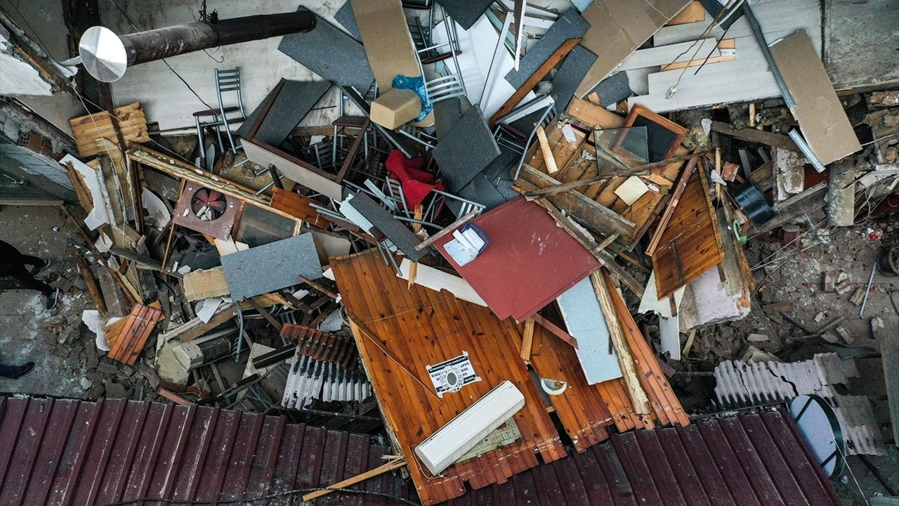 Düzce'deki 5.9'luk depremin faturası gün ağarınca ortaya çıktı! Dehşete düşüren fotoğraflar...