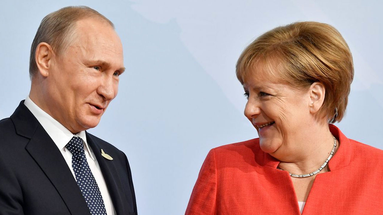 Merkel'den Putin açıklaması aylar sonra sonra itiraf etti