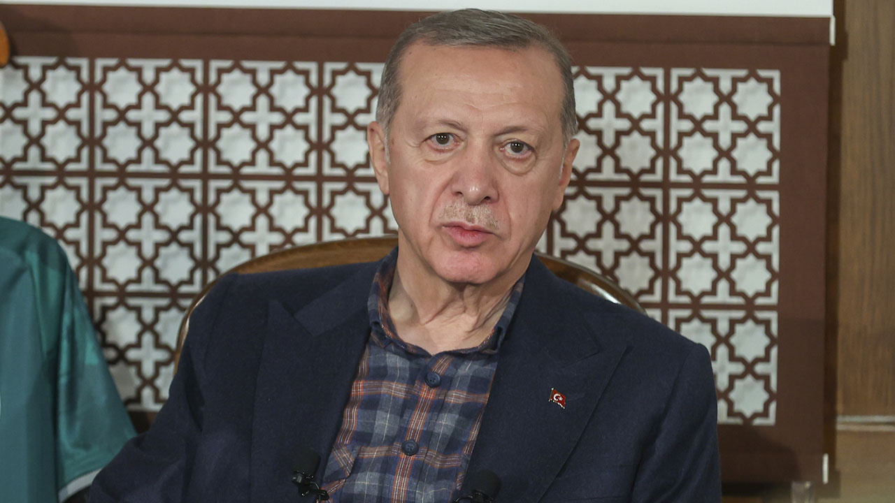 Erdoğan'dan TOGG ve SİHA açıklaması: "Dünyanın devleri sıraya girdi, yeni bir tarih yazıyoruz"