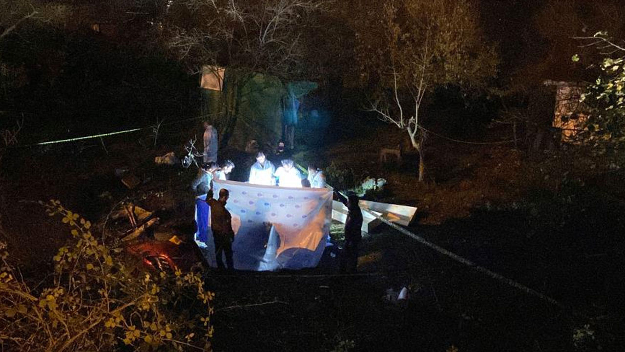 Eyüpsultan'da feci kaza otomobil alev alev yandı: 1’i polis 2 kişi hayatını kaybetti