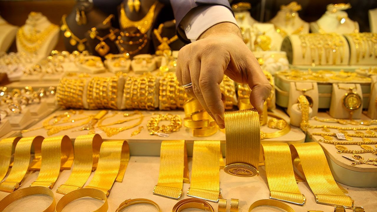 Altın zincirlerini kırdı bu ay altın alan kazanacak! 2 Aralık 2022 gram altın fiyatı 1070'in üstünde