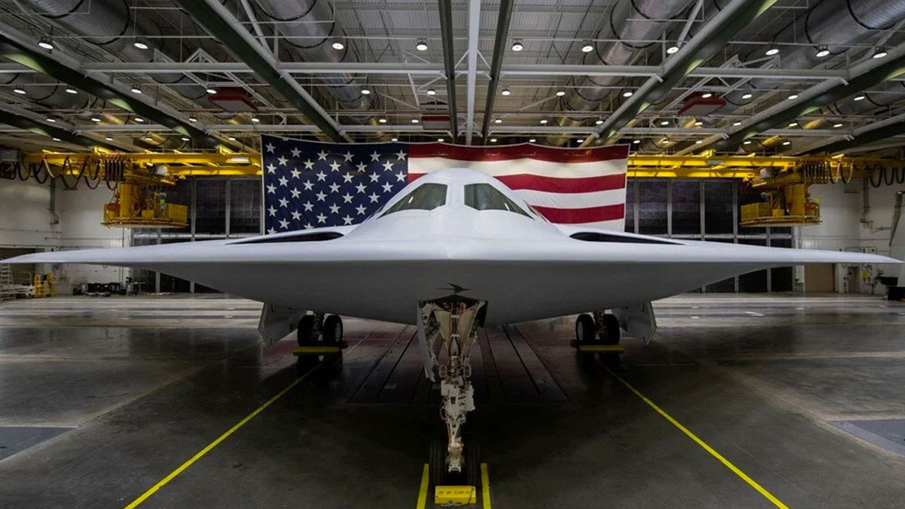 ABD yeni hayalet uçağını tanıttı 7 yılda geliştirildi tanesi 750 milyon dolar