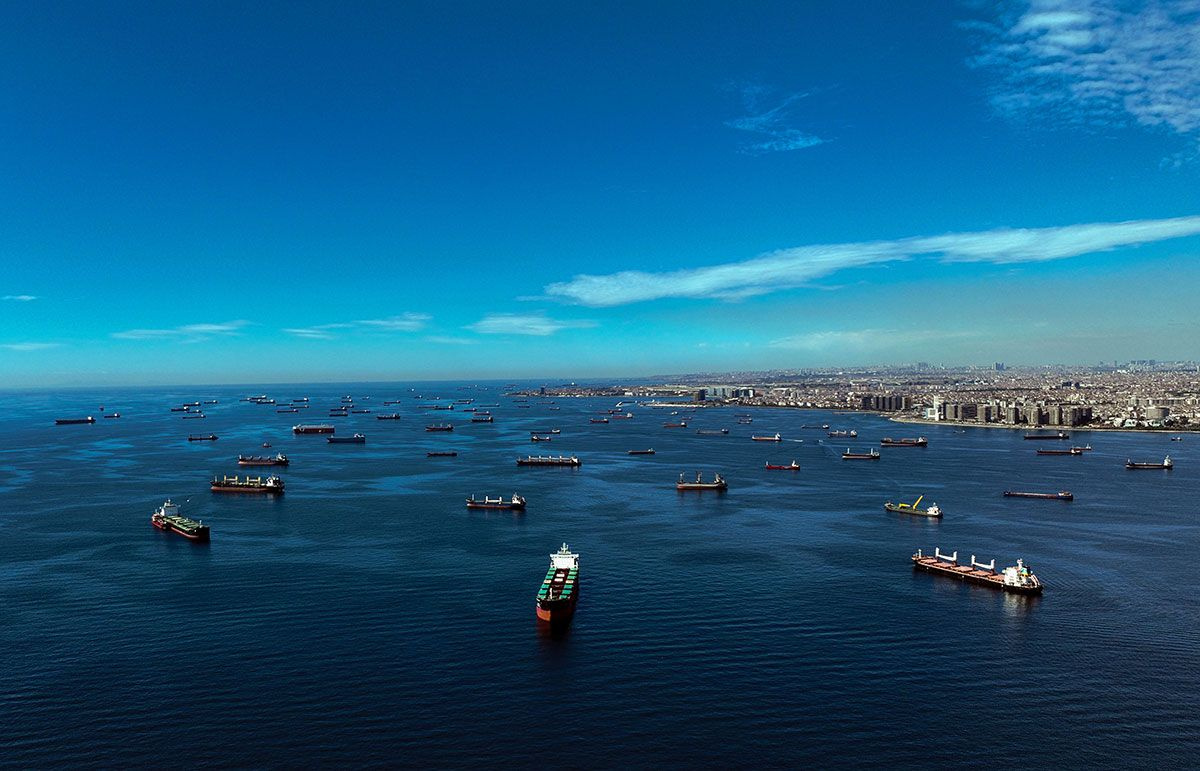 İstanbul Boğazı'nda inanılmaz tanker kuyruğu! Gerçek sebep 60 dolar sınırı değil deniyor