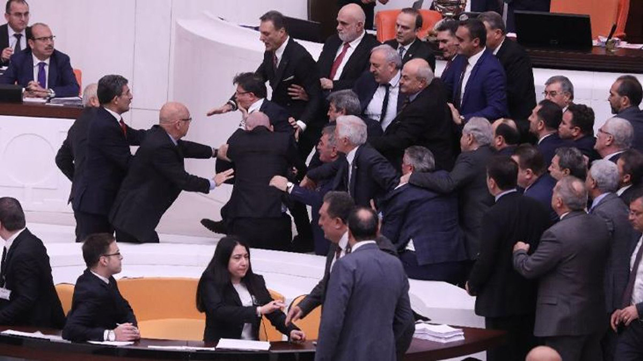 Atilla Sertel'in küfrü meclisi karıştırdı! CHP'li isimden trajikomik savunma...