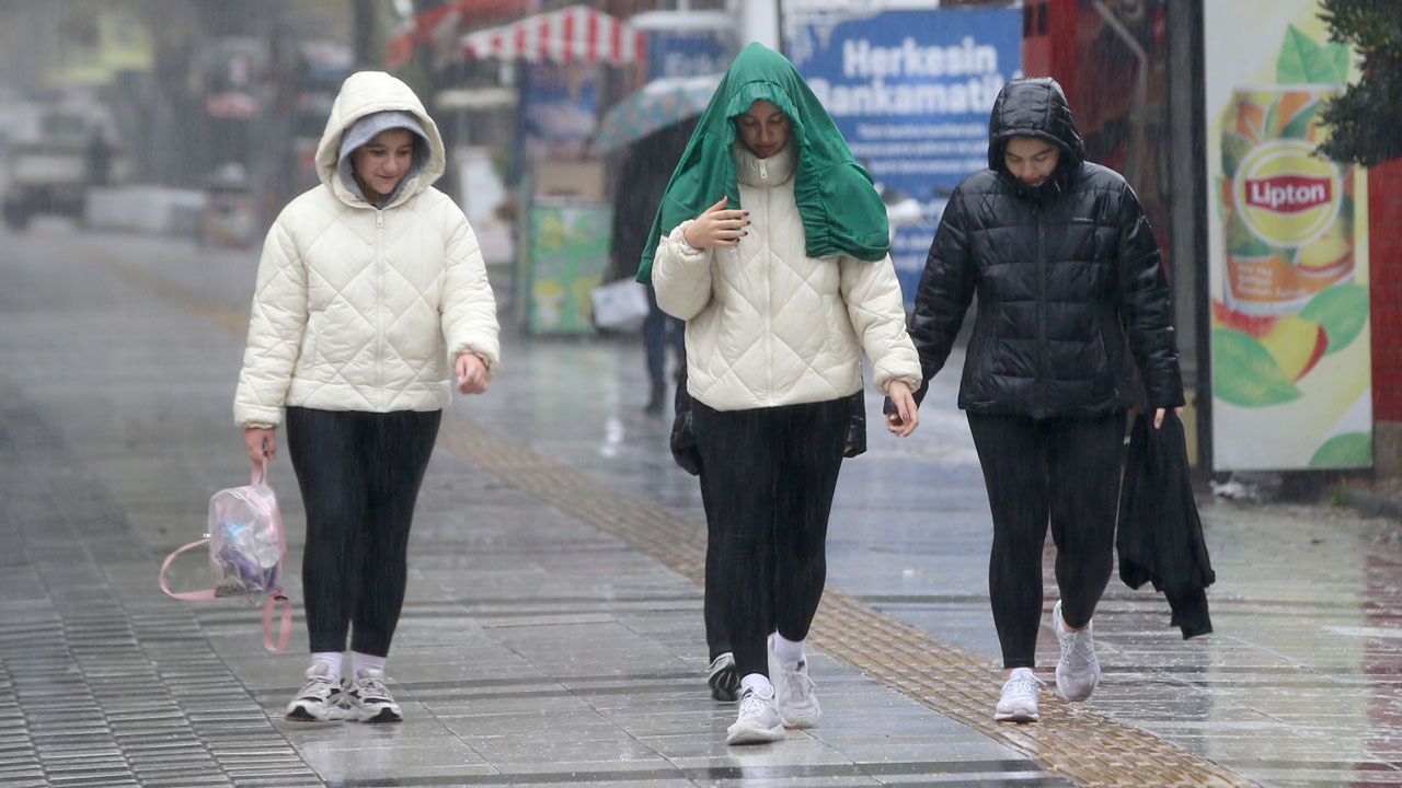 İstanbul çok fena Meteoroloji uzmanı anormal dedi yarın Ankara Antalya Eskişehir şok yaşayacak