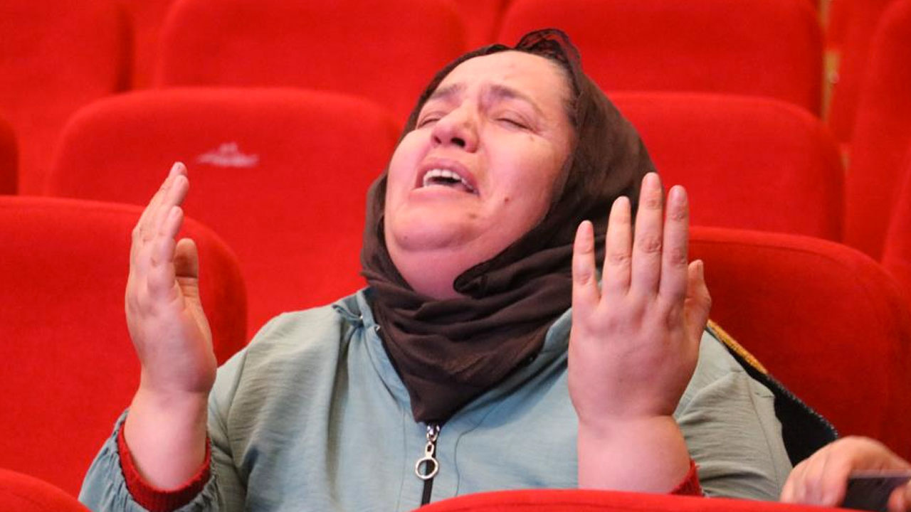Sivas TOKİ kurasında adını duyunca gözyaşlarına boğuldu Erdoğan'a teşekkür etti