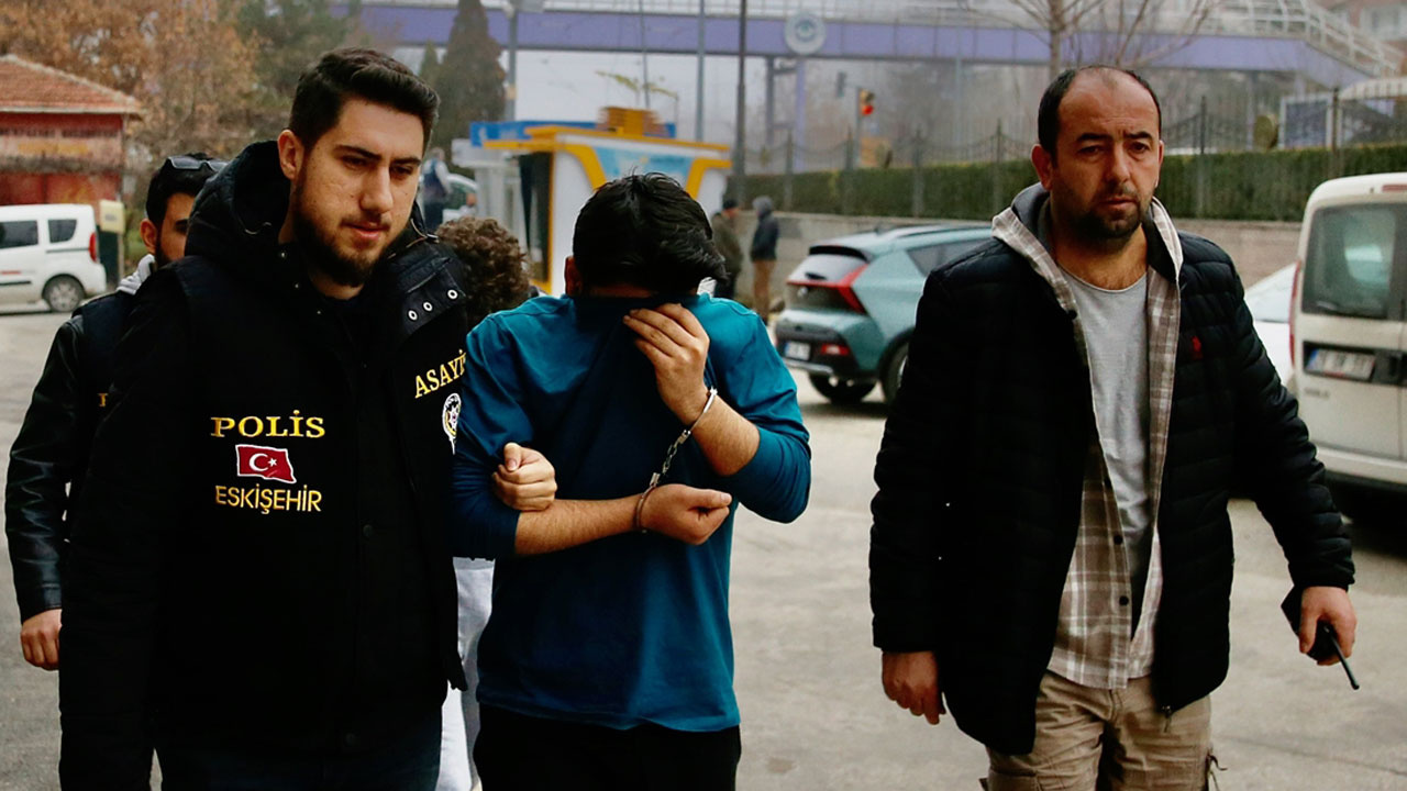 21 yaşındaki Ayşenur'u öldürdü gözaltına alınan erkek arkadaşının ifadesi pes dedirtti