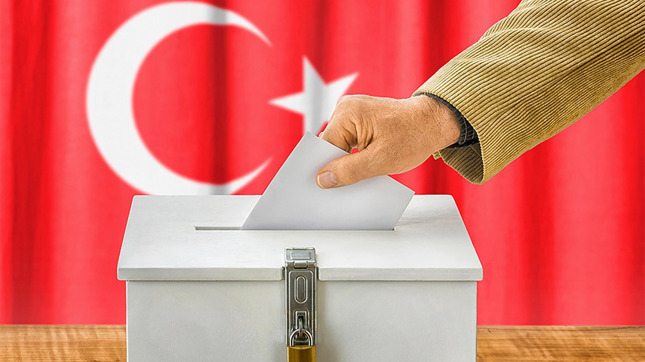 Flaş seçim tarihi açıklaması! Türk yetkili: Seçimlerin zamanında yapılması zor...