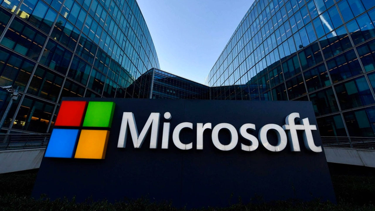 Teknoloji devi Microsoft'a 2022'nin büyük cezasını Fransa verdi