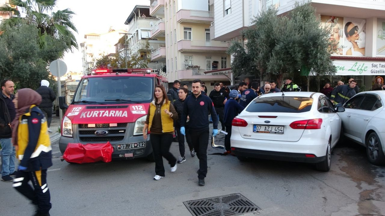 Antalya'da trajikomik olay: Yüzüne sürülen kolonya başına iş açtı soluğu adliyede aldı