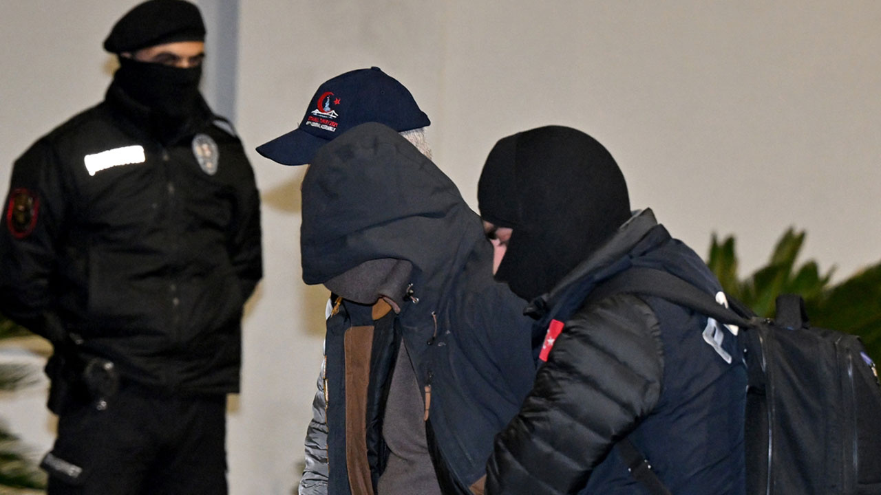Türkiye'ye iade edilen Atilla Önder cezaevine gönderildi