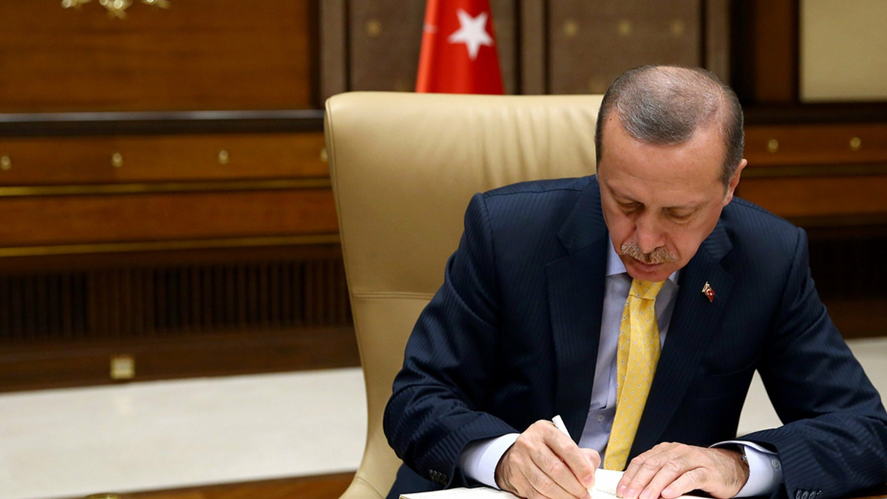 Erdoğan imzaladı Resmi Gazete'de yayımlandı Çocuklu aileye 3 bin 300 lira devlet yardımı!