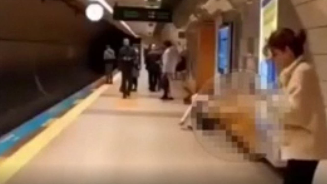 İstanbul metrosunda iğrenç olay! Herkesin gözü önünde çömelip tuvaletini yaptı