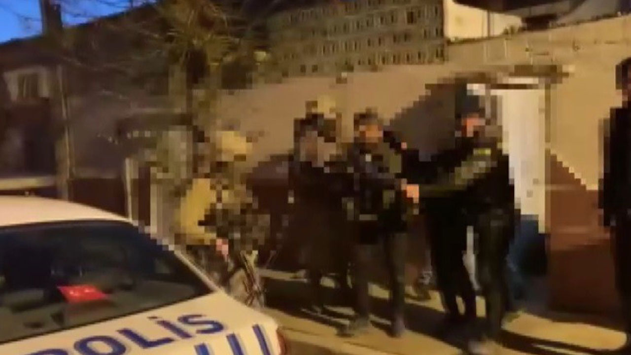 İzmir'de eş zamanlı zehir baskını: 50 adreste 37 kişi gözaltına alındı