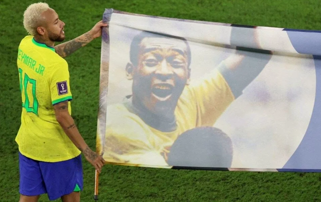 Pele'nin ölümü futbol dünyasını yasa boğdu! Yıldızlar üst üste paylaştı hayatı inanılmaz