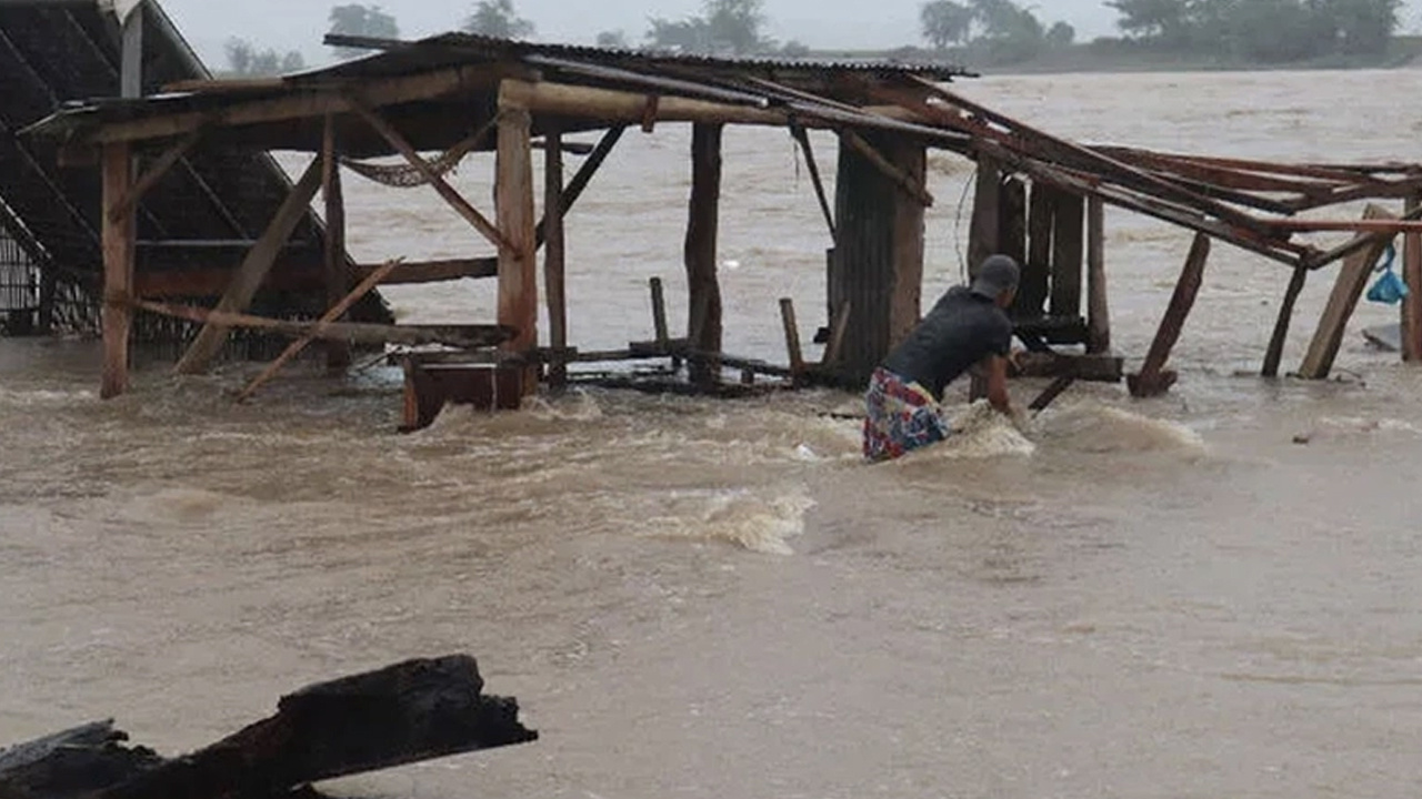 Filipinler'de sel felaketi: Hayatını kaybedenlerin sayısı 49'a yükseldi