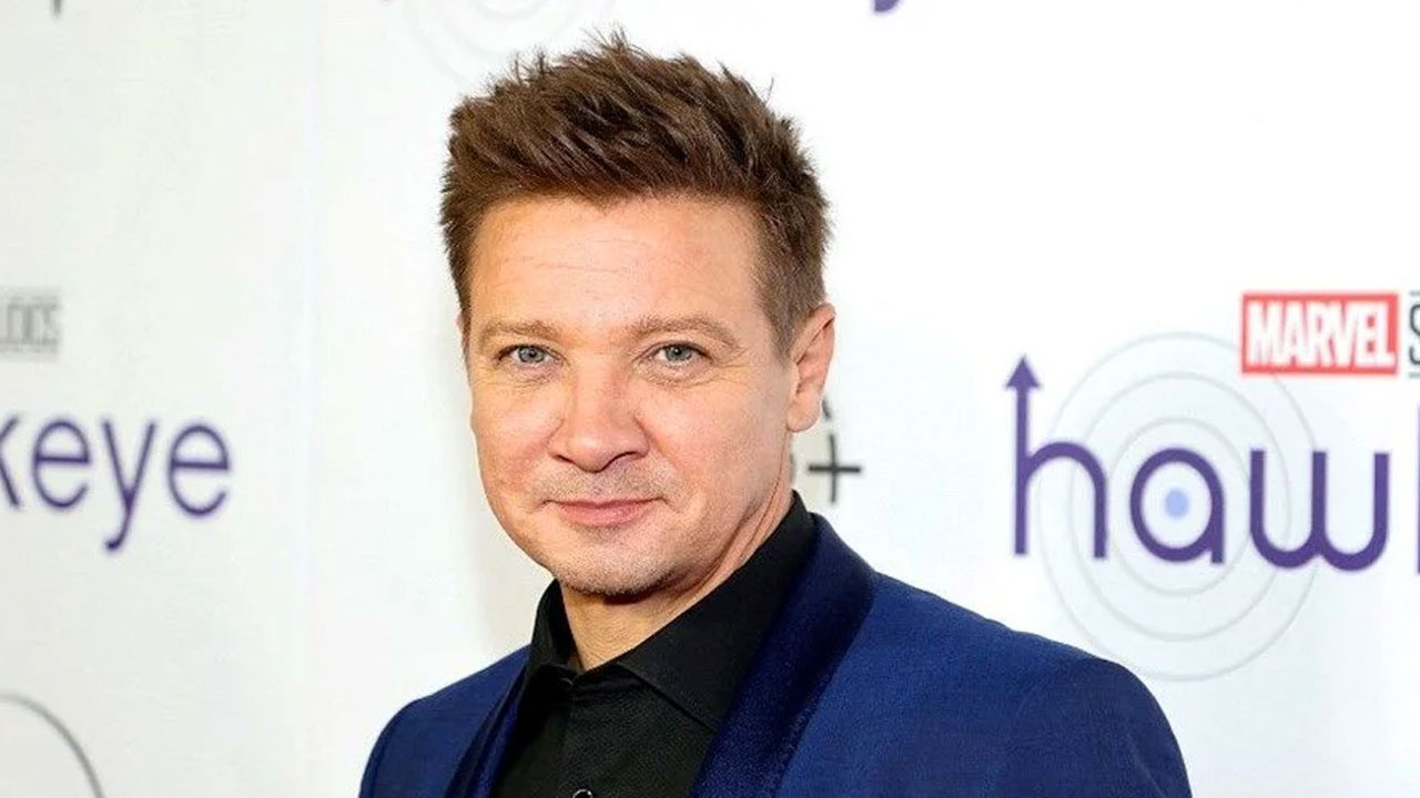 Hollywood yıldızı Jeremy Renner kar kürerken kaza geçirdi durumu ağır