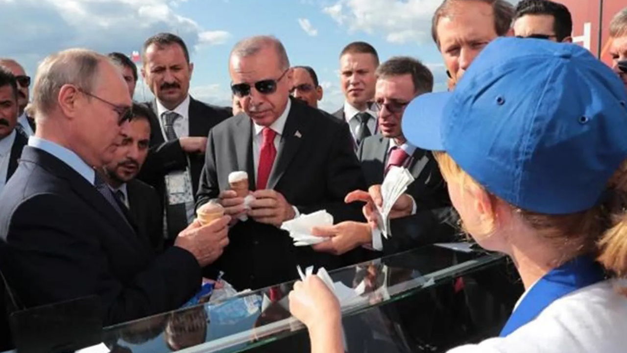 Gizemli sarışın Rusya'da gündem oldu! Putin ve Erdoğan'a dondurma satmıştı, kimliği 4 yıl sonra açığa çıktı