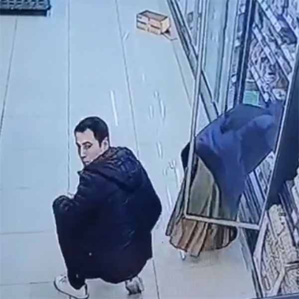 BİM sapığı komiser çıktı! Grup amiri sapık görev başında üniformasıyla gözaltına alındı