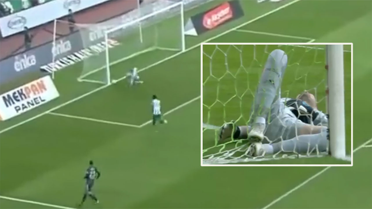 Mert Günok'tan inanılmaz hata! Konyaspor maçta topa hiç dokunmadan gol attı