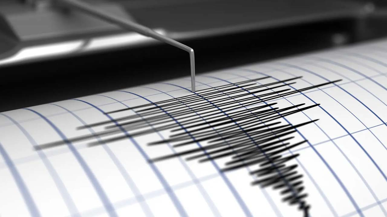 İzmir'de deprem oldu! AFAD'dan son dakika açıklama