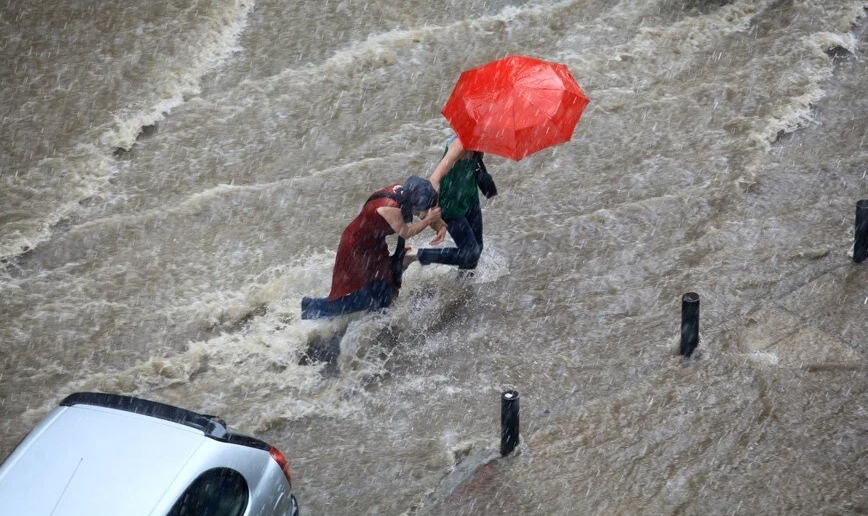 20 şehre kuvvetli geliyor! Meteoroloji'den fırtına uyarısı, Orhan Şen kritik İstanbul bilgisi verdi