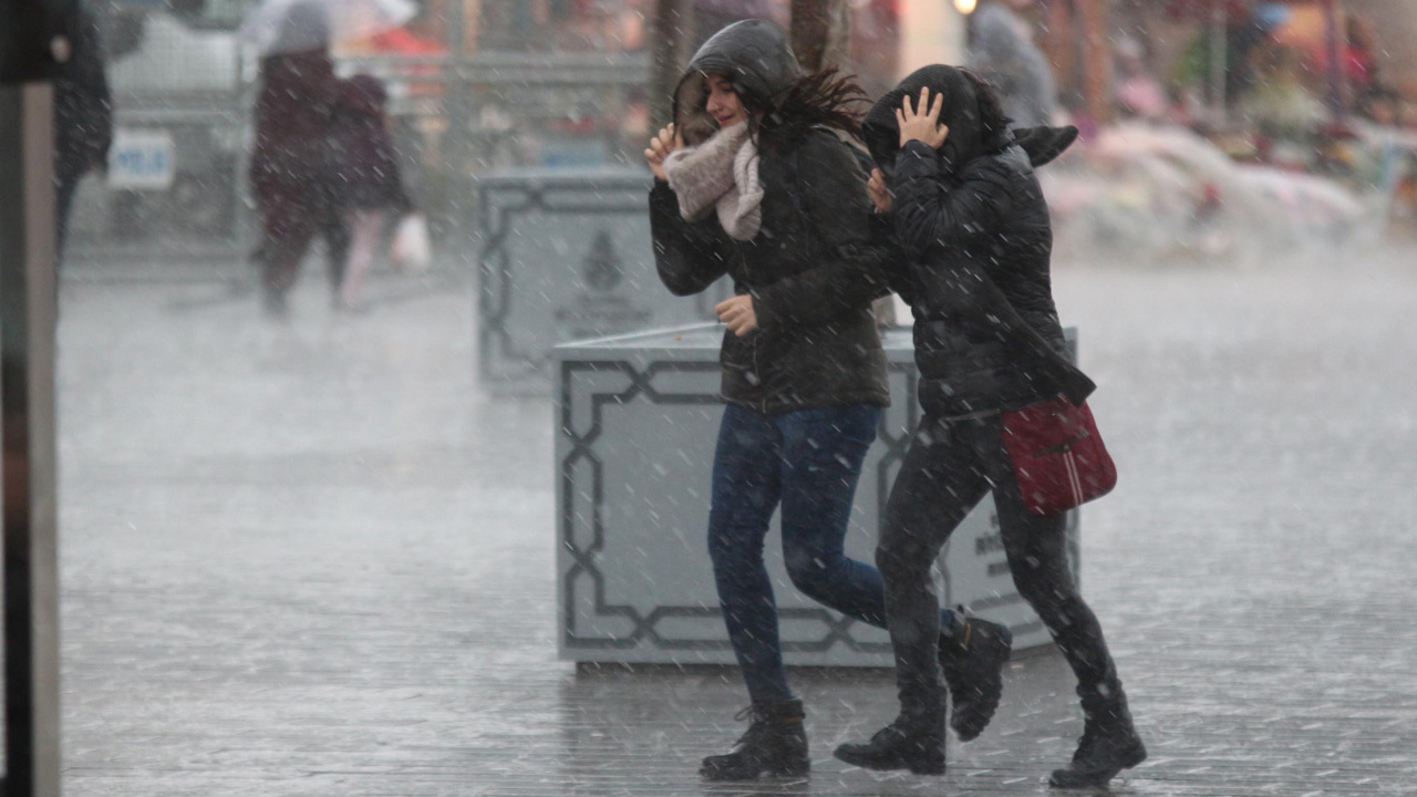 20 şehre kuvvetli geliyor! Meteoroloji'den fırtına uyarısı, Orhan Şen kritik İstanbul bilgisi verdi