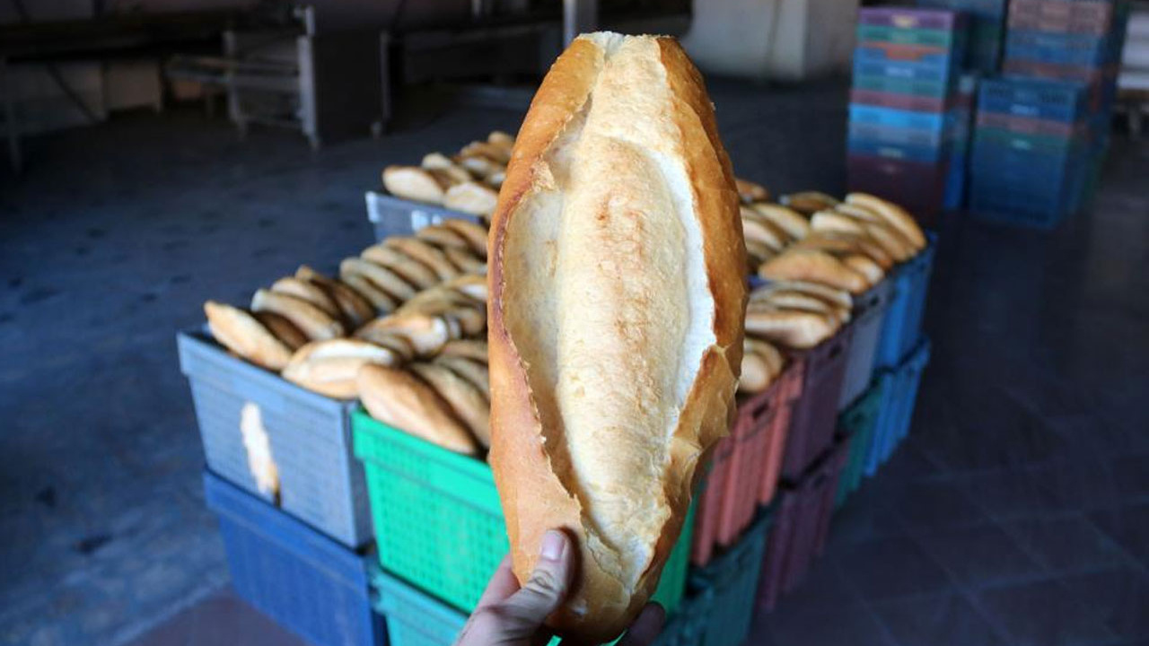 Ekmek zammı ortalığı karıştırdı! Belediye kabul etmedi fırıncılar rest çekti yeni fiyat bakın ne oldu