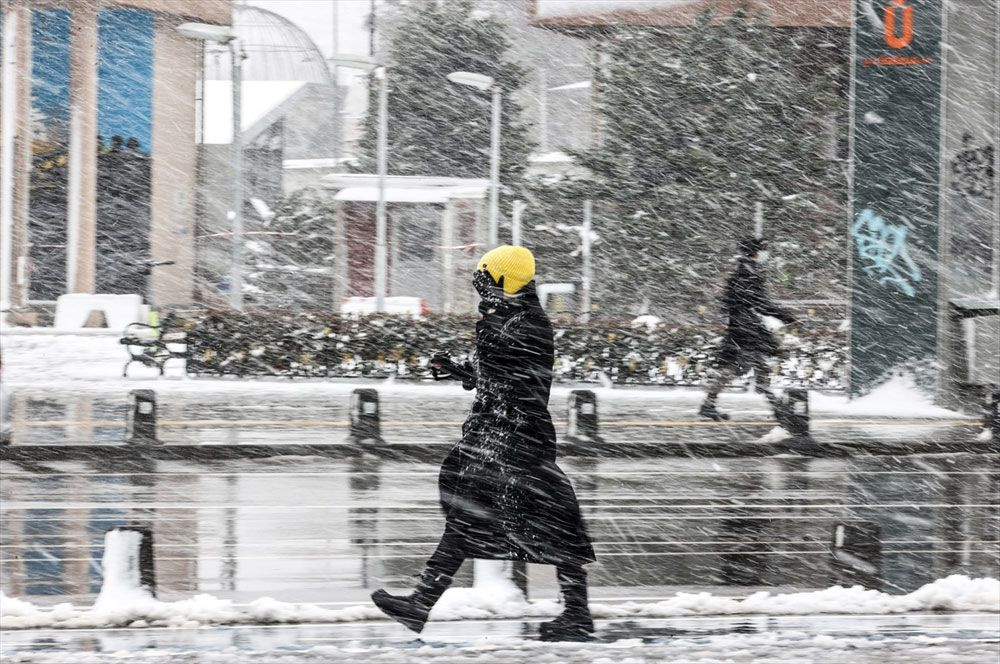 İstanbul'da kar başlıyor! İlk sinyaller haritaya yansıdı uzmanı tarih verdi kuvvetli tipi olacak