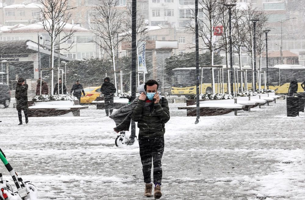 İstanbul'da kar başlıyor! İlk sinyaller haritaya yansıdı uzmanı tarih verdi kuvvetli tipi olacak