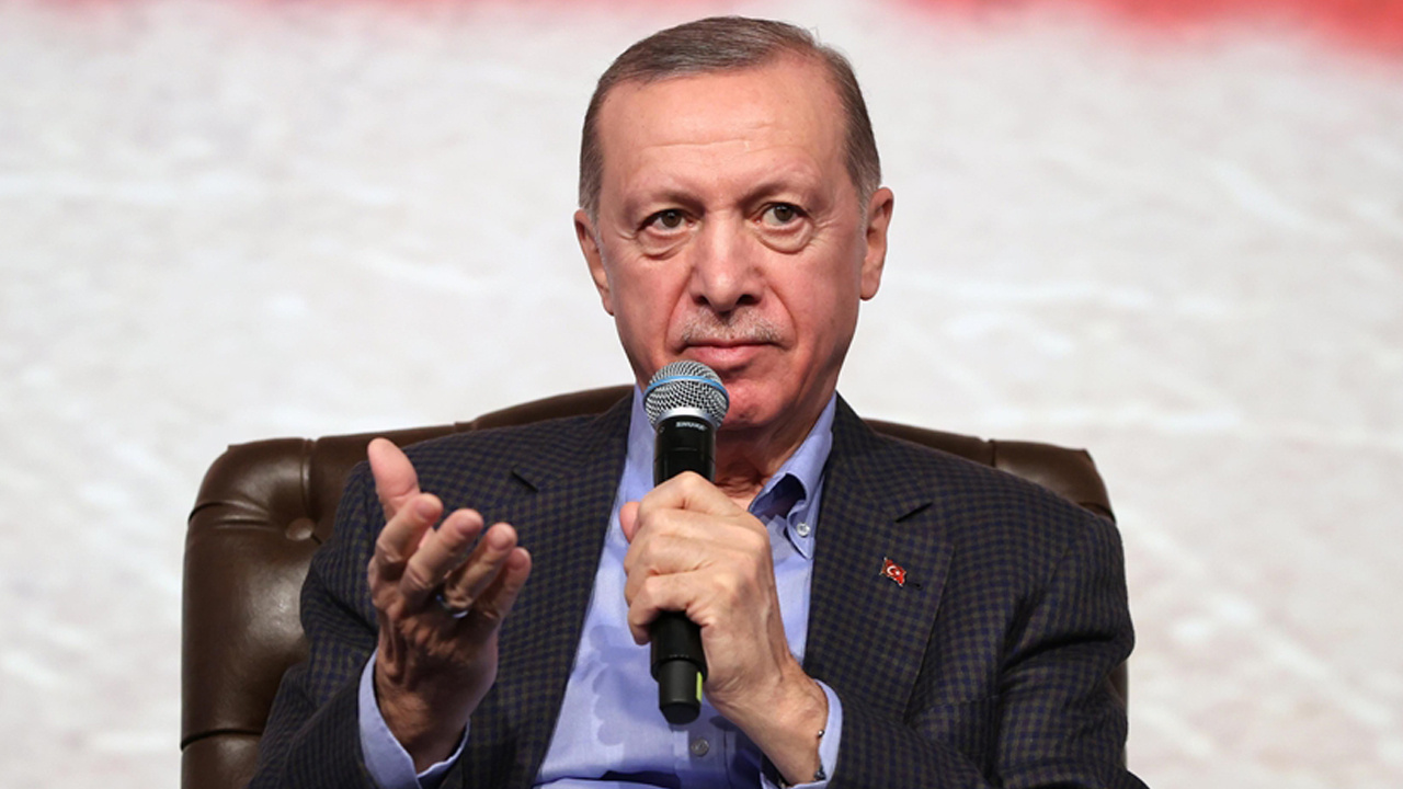 Bilecik'te gençlik buluşması! Erdoğan'dan 6'lı masaya adaylık yanıtı: Bakalım kaç kilosunuz?