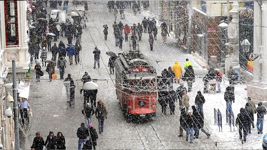 İstanbul'a asıl kar ne zaman yağacak? Hava profesörü Orhan Şen tek tek açıkladı